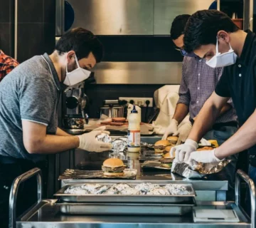 Hamburgers 2 e1589982609303 360x320