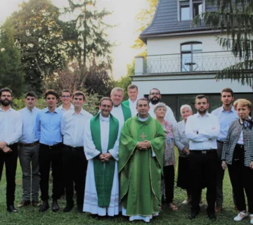 IMG 6243 e1541166627601 360x320